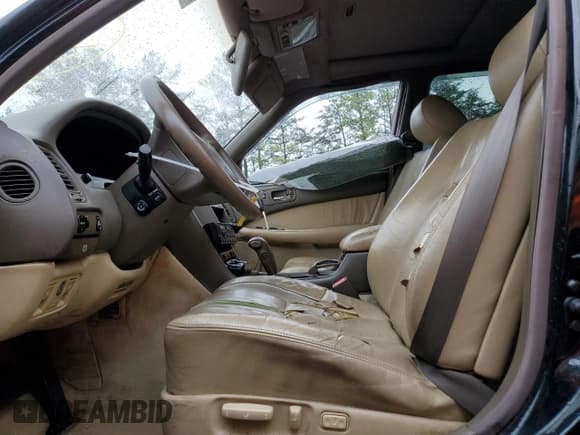 ✅ 1993 Lexus LS • VIN: JT8UF11E6P0175765 • Лот: 47303144. Опубликован ранее на Copart с пробегом Не указан. Бесплатный доступ к архиву аукционных продаж из США и подробный отчёт об истории автомобиля на DreamBid. Изображение 7.