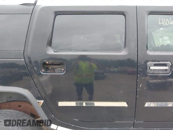 ✅ 2006 Hummer H2 • VIN: 5GRGN23U86H118560 • Lot: 41066258. Listed on IAAI with 199,012 mi. Free auction sales archive from the USA and detailed vehicle history report at DreamBid. Image 8.