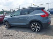 ✅ 2021 Volvo XC40 • VIN: YV4ED3UR8M2565124 • Lot: 42404610. Wystawiony na IAAI z przebiegiem 71 597 mil. Bezpłatny archiwum sprzedaży aukcyjnych z USA i szczegółowy raport historii pojazdu na DreamBid. Zdjęcie 15.