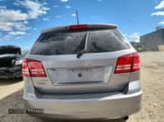 ✅ 2018 Dodge Journey SE • VIN: 3C4PDCAB2JT171535 • Lot: 85313975. Wystawiony na Copart z przebiegiem 145 885 mil. Bezpłatny archiwum sprzedaży aukcyjnych z USA i szczegółowy raport historii pojazdu na DreamBid. Zdjęcie 6.