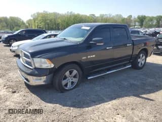 ✅ 2010 Dodge 1500 SLT • VIN: 1D7RB1CT9AS155901 • Lot: 52450705. Wystawiony na Copart z przebiegiem 174 235 mil. Bezpłatny archiwum sprzedaży aukcyjnych z USA i szczegółowy raport historii pojazdu na DreamBid. Zdjęcie 1.