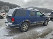 ✅ 1999 Chevrolet Blazer LS • VIN: 1GNDT13W2X2250313 • Lot: 95265575. Listed on Copart with 286,972 mi. Free auction sales archive from the USA and detailed vehicle history report at DreamBid. Image 3.