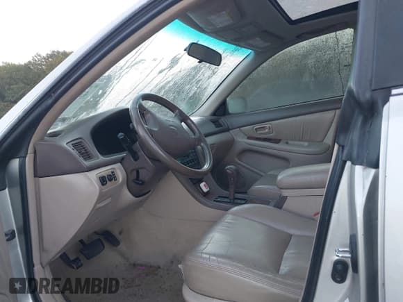 ✅ 1999 Lexus ES 300 • VIN: JT8BF28G9X0198509 • Lot: 43531504. Listed on IAAI with Not provided. Free auction sales archive from the USA and detailed vehicle history report at DreamBid. Image 5.