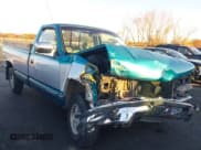 ✅ 1994 GMC Sierra 1500 • VIN: 1GTEC14K4RE537615 • Lot: 43588012. Listed on IAAI with 93,457 mi. Free auction sales archive from the USA and detailed vehicle history report at DreamBid. Image 1.