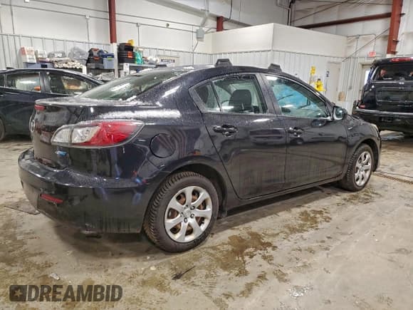 ✅ 2013 Mazda 3 i Sport • VIN: JM1BL1U73D1746200 • Lot: 94493385. Listed on Copart with 89,866 mi. Free auction sales archive from the USA and detailed vehicle history report at DreamBid. Image 3.