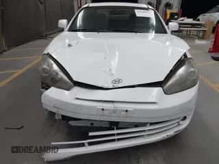 2008 Hyundai Tiburon GS с VIN KMHHM66D98U280005, выставлен на аукционе IAAI как лот 42580014 с пробегом 267 858 миль миль и . История ставок и продаж доступна на DreamBid. Изображение 6.