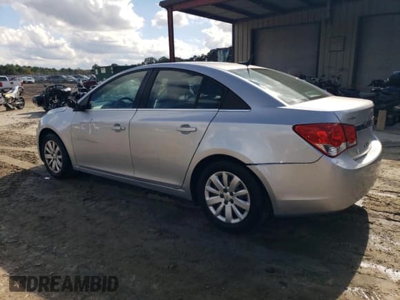 ✅ 2011 Chevrolet Cruze LS • VIN: 1G1PC5SH6B7240534 • Lot: 86092295. Wystawiony na Copart z przebiegiem 118 708 mil. Bezpłatny archiwum sprzedaży aukcyjnych z USA i szczegółowy raport historii pojazdu na DreamBid. Zdjęcie 2.
