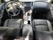 ✅ 2014 Infiniti Q50 Premium • VIN: JN1BV7AP0EM678779 • Lot: 92358745. Wystawiony na Copart z przebiegiem Nie podano. Bezpłatny archiwum sprzedaży aukcyjnych z USA i szczegółowy raport historii pojazdu na DreamBid. Zdjęcie 8.