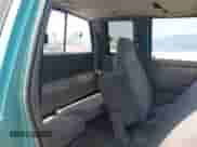 1995 Dodge Dakota z VIN 1B7GL23Y9SW925105, wystawiony jako IAAI lot #42460138 z przebiegiem 125 389 mil mil oraz . Historia ofert i sprzedaży dostępna na DreamBid. Obrazek 8.