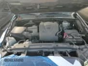 ✅ 2022 Toyota Tacoma TRD Off Road • VIN: 3TYCZ5AN4NT102713 • Лот: 90755245. Опубликован ранее на Copart с пробегом 35 873 миль. Бесплатный доступ к архиву аукционных продаж из США и подробный отчёт об истории автомобиля на DreamBid. Изображение 16.