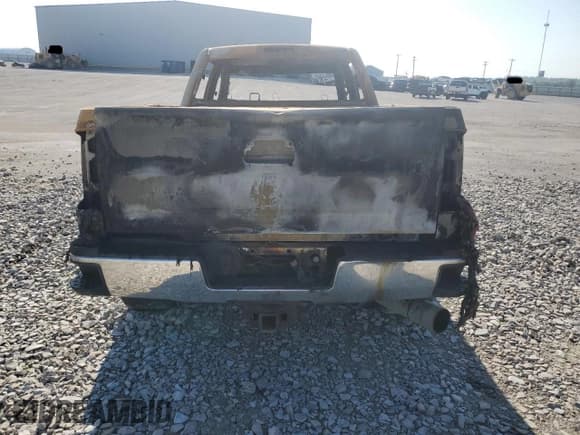 ✅ 2015 Chevrolet Silverado 2500HD LT • VIN: 1GC1KVE80FF104102 • Лот: 61553115. Опубликован ранее на Copart с пробегом Не указан. Бесплатный доступ к архиву аукционных продаж из США и подробный отчёт об истории автомобиля на DreamBid. Изображение 6.