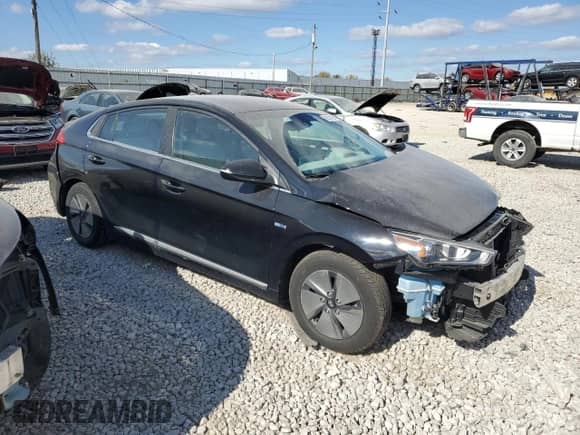 2020 Hyundai Ioniq SE с VIN KMHC75LC9LU187338, выставлен на аукционе Copart как лот 76574624 с пробегом 61 324 миль миль и Списание • Salvage title. История ставок и продаж доступна на DreamBid. Изображение 4.
