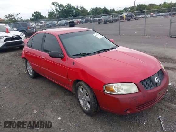 ✅ 2005 Nissan Sentra S • VIN: 3N1CB51DX5L486173 • Lot: 42852207. Wystawiony na IAAI z przebiegiem 230 047 mil. Bezpłatny archiwum sprzedaży aukcyjnych z USA i szczegółowy raport historii pojazdu na DreamBid. Zdjęcie 1.