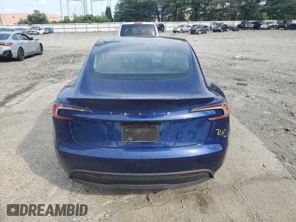 ✅ 2024 Tesla Model 3 • VIN: 5YJ3E1EA5RF772529 • Лот: 61613815. Опубликован ранее на Copart с пробегом 68 110 миль. Бесплатный доступ к архиву аукционных продаж из США и подробный отчёт об истории автомобиля на DreamBid. Изображение 6.