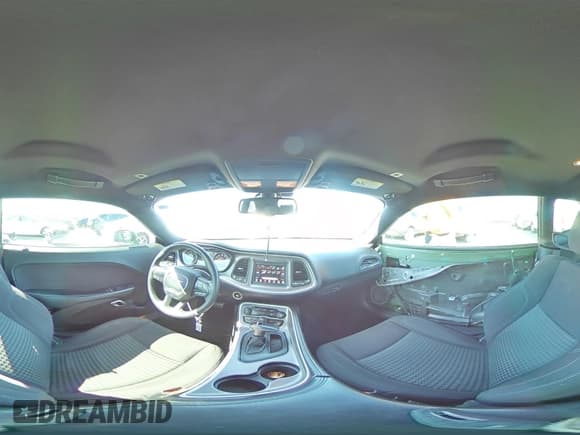 ✅ 2019 Dodge Challenger SXT • VIN: 2C3CDZGG3KH690385 • Lot: 69512284. Wystawiony na Copart z przebiegiem 63 994 mil. Bezpłatny archiwum sprzedaży aukcyjnych z USA i szczegółowy raport historii pojazdu na DreamBid. Zdjęcie 13.