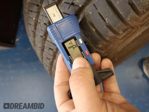 ✅ 2020 Chevrolet Equinox LT • VIN: 2GNAXTEV3L6241818 • Лот: 42307135. Опубликован ранее на IAAI с пробегом 13 492 миль. Бесплатный доступ к архиву аукционных продаж из США и подробный отчёт об истории автомобиля на DreamBid. Изображение 1.