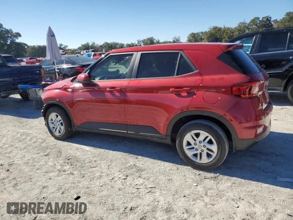 ✅ 2021 Hyundai Venue SE • VIN: KMHRB8A39MU075931 • Lot: 88035815. Listed on Copart with 61,463 mi. Free auction sales archive from the USA and detailed vehicle history report at DreamBid. Image 2.