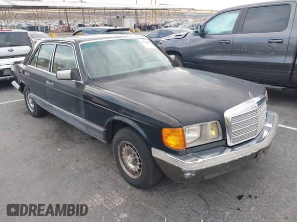 ✅ 1983 Mercedes-Benz 300 SD • VIN: WDBCB20A7DB045764 • Lot: 41504450. Listed on IAAI with 169,882 mi. Free auction sales archive from the USA and detailed vehicle history report at DreamBid. Image 1.