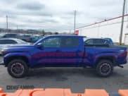 ✅ 2025 Toyota Tacoma SR • VIN: 3TMLB5JN2SM095448 • Лот: 41736119. Опубликован ранее на IAAI с пробегом 9 845 миль. Бесплатный доступ к архиву аукционных продаж из США и подробный отчёт об истории автомобиля на DreamBid. Изображение 15.