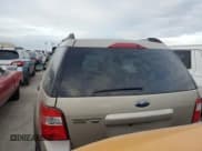 ✅ 2005 Ford Freestyle • VIN: 1FMDK04125GA52867 • Lot: 76990414. Wystawiony na Copart z przebiegiem Nie podano. Bezpłatny archiwum sprzedaży aukcyjnych z USA i szczegółowy raport historii pojazdu na DreamBid. Zdjęcie 6.