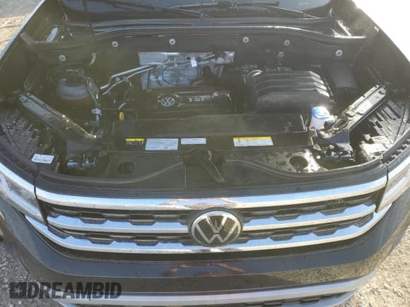 ✅ 2023 Volkswagen Atlas SE • VIN: 1V2WP2CA2PC553648 • Lot: 77388084. Listed on Copart with 5,824 mi. Free auction sales archive from the USA and detailed vehicle history report at DreamBid. Image 12.