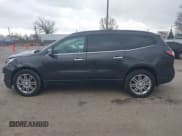 ✅ 2015 Chevrolet Traverse LT • VIN: 1GNKRGKDXFJ376156 • Lot: 41108024. Wystawiony na IAAI z przebiegiem 100 601 mil. Bezpłatny archiwum sprzedaży aukcyjnych z USA i szczegółowy raport historii pojazdu na DreamBid. Zdjęcie 15.