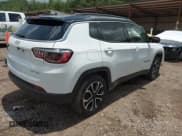 ✅ 2023 Jeep Compass (RED) Edition • VIN: 3C4NJDCN7PT567207 • Lot: 42642826. Wystawiony na IAAI z przebiegiem 49 178 mil. Bezpłatny archiwum sprzedaży aukcyjnych z USA i szczegółowy raport historii pojazdu na DreamBid. Zdjęcie 4.