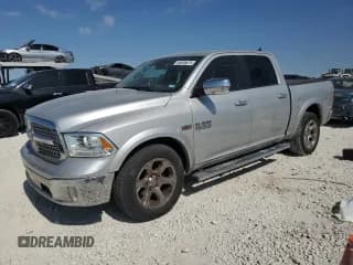 ✅ 2016 Ram 1500 Laramie • VIN: 1C6RR7NT6GS191647 • Lot: 86646675. Listed on Copart with 156,918 mi. Free auction sales archive from the USA and detailed vehicle history report at DreamBid. Image 1.