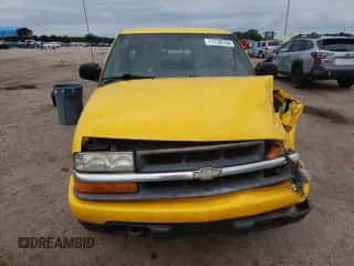 2003 Chevrolet S-10 LS z VIN 1GCDT19X738170604, wystawiony jako Copart lot #71738764 z przebiegiem Nie podano mil oraz Szkoda całkowita • Salvage title. Historia ofert i sprzedaży dostępna na DreamBid. Obrazek 5.