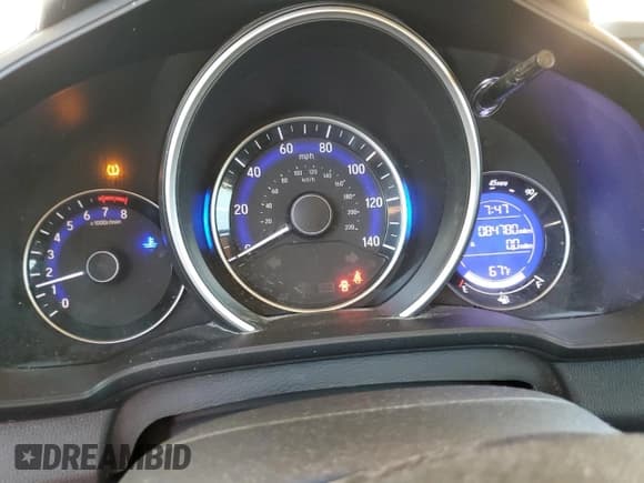 ✅ 2015 Honda Fit LX • VIN: 3HGGK5G58FM723223 • Лот: 89914365. Опубликован ранее на Copart с пробегом 84 780 миль. Бесплатный доступ к архиву аукционных продаж из США и подробный отчёт об истории автомобиля на DreamBid. Изображение 9.