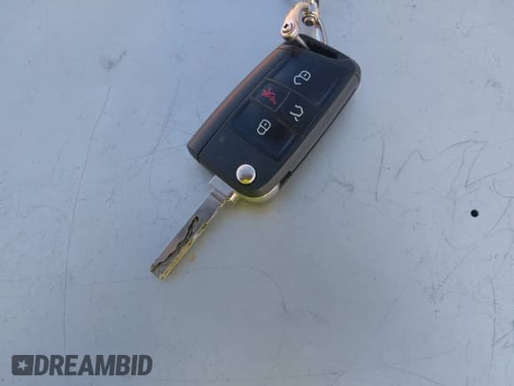 ✅ 2019 Volkswagen Jetta S • VIN: 3VWC57BU7KM052083 • Lot: 42560701. Listed on IAAI with 111,203 mi. Free auction sales archive from the USA and detailed vehicle history report at DreamBid. Image 11.