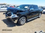 ✅ 2024 Ram 1500 Longhorn • VIN: 1C6SRFKT0RN178507 • Lot: 42223211. Wystawiony na IAAI z przebiegiem 13 321 mil. Bezpłatny archiwum sprzedaży aukcyjnych z USA i szczegółowy raport historii pojazdu na DreamBid. Zdjęcie 18.