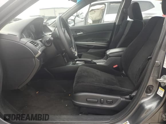 ✅ 2009 Honda Accord EX • VIN: 1HGCP26719A148224 • Лот: 90780825. Опубликован ранее на Copart с пробегом Не указан. Бесплатный доступ к архиву аукционных продаж из США и подробный отчёт об истории автомобиля на DreamBid. Изображение 7.