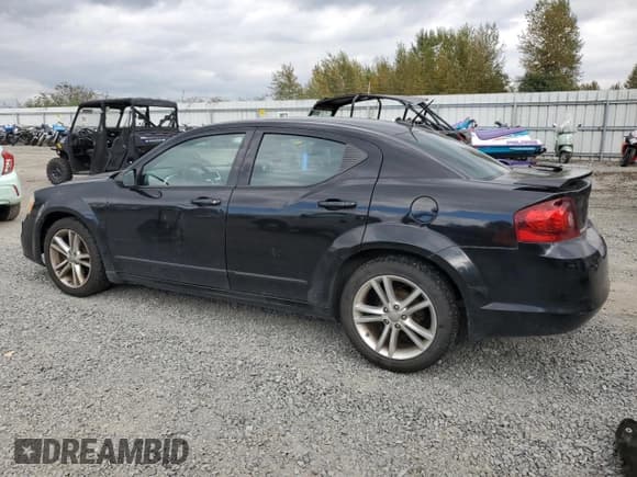 ✅ 2012 Dodge Avenger SXT Plus • VIN: 1C3CDZEG4CN269478 • Лот: 71615704. Опубликован ранее на Copart с пробегом 192 532 миль. Бесплатный доступ к архиву аукционных продаж из США и подробный отчёт об истории автомобиля на DreamBid. Изображение 2.