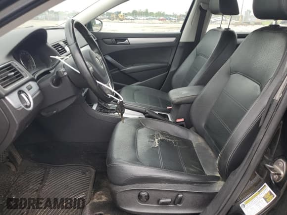 ✅ 2012 Volkswagen Passat SE • VIN: 1VWBP7A38CC009809 • Lot: 69467665. Listed on Copart with 153,626 mi. Free auction sales archive from the USA and detailed vehicle history report at DreamBid. Image 7.