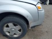 ✅ 2007 Saturn VUE V6 • VIN: 5GZCZ63417S825725 • Lot: 41883551. Wystawiony na IAAI z przebiegiem 165 661 mil. Bezpłatny archiwum sprzedaży aukcyjnych z USA i szczegółowy raport historii pojazdu na DreamBid. Zdjęcie 12.