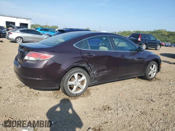 ✅ 2011 Mazda 6 i Sport • VIN: 1YVHZ8BH3B5M00581 • Лот: 81432735. Опубликован ранее на Copart с пробегом 201 216 миль. Бесплатный доступ к архиву аукционных продаж из США и подробный отчёт об истории автомобиля на DreamBid. Изображение 3.