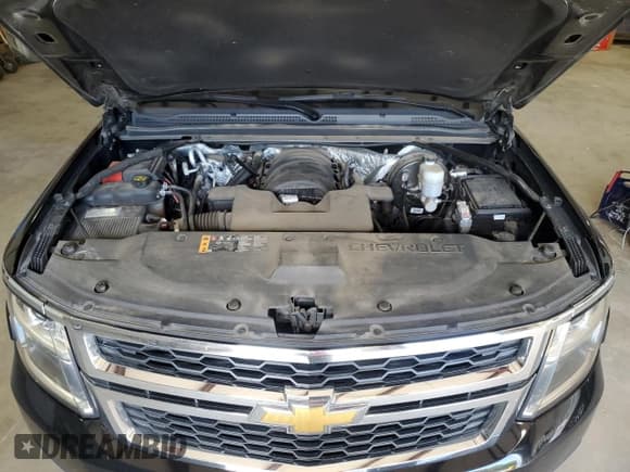 ✅ 2018 Chevrolet Suburban LS • VIN: 1GNSCGEC3JR140303 • Lot: 69944234. Listed on Copart with 48,541 mi. Free auction sales archive from the USA and detailed vehicle history report at DreamBid. Image 12.