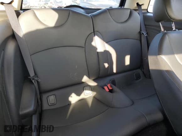 ✅ 2013 MINI Hardtop • VIN: WMWSU3C52DT683634 • Lot: 87452925. Wystawiony na Copart z przebiegiem 118 106 mil. Bezpłatny archiwum sprzedaży aukcyjnych z USA i szczegółowy raport historii pojazdu na DreamBid. Zdjęcie 10.