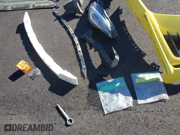 ✅ 2017 Subaru BRZ Limited • VIN: JF1ZCAC1XH9601468 • Lot: 43350575. Wystawiony na IAAI z przebiegiem 56 307 mil. Bezpłatny archiwum sprzedaży aukcyjnych z USA i szczegółowy raport historii pojazdu na DreamBid. Zdjęcie 19.