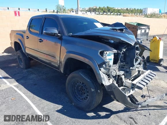 ✅ 2017 Toyota Tacoma TRD Sport • VIN: 3TMAZ5CN7HM033780 • Lot: 43770906. Listed on IAAI with Not provided. Free auction sales archive from the USA and detailed vehicle history report at DreamBid. Image 1.