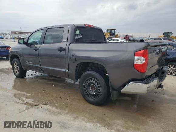 ✅ 2016 Toyota Tundra SR5 • VIN: 5TFEM5F12GX104112 • Лот: 89835555. Опубликован ранее на Copart с пробегом 114 978 миль. Бесплатный доступ к архиву аукционных продаж из США и подробный отчёт об истории автомобиля на DreamBid. Изображение 2.