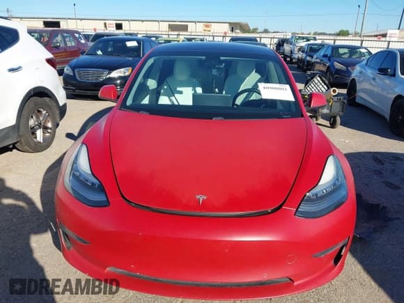 ✅ 2019 Tesla Model 3 Mid Range • VIN: 5YJ3E1EA9KF413156 • Lot: 40900002. Wystawiony na IAAI z przebiegiem 107 853 mil. Bezpłatny archiwum sprzedaży aukcyjnych z USA i szczegółowy raport historii pojazdu na DreamBid. Zdjęcie 11.