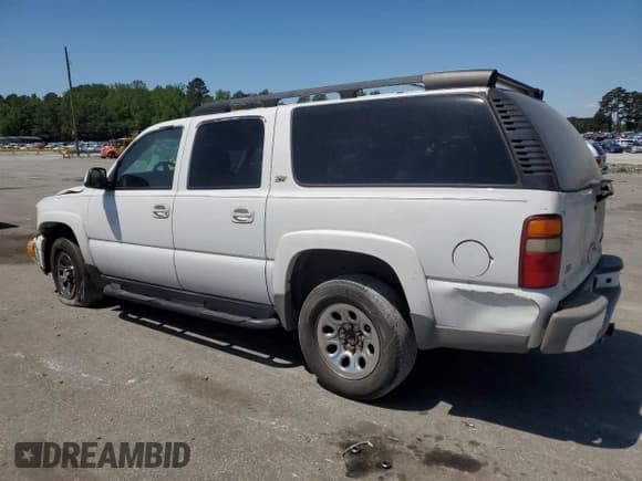 ✅ 2003 Chevrolet Suburban Z71 • VIN: 3GNFK16Z83G275378 • Лот: 54401975. Опубликован ранее на Copart с пробегом Не указан. Бесплатный доступ к архиву аукционных продаж из США и подробный отчёт об истории автомобиля на DreamBid. Изображение 2.