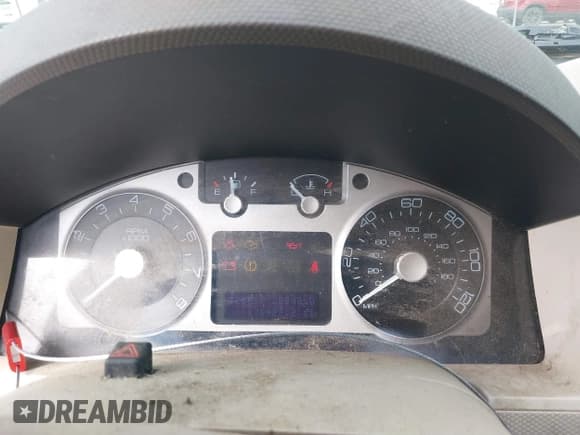 ✅ 2010 Mercury Mariner • VIN: 4M2CN8BG3AKJ22391 • Lot: 39988241. Listed on IAAI with 218,423 mi. Free auction sales archive from the USA and detailed vehicle history report at DreamBid. Image 7.