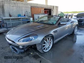 ✅ 2006 Aston Martin DB9 • VIN: SCFAD02A36GB05957 • Lot: 62058852. Wystawiony na Copart z przebiegiem Nie podano. Bezpłatny archiwum sprzedaży aukcyjnych z USA i szczegółowy raport historii pojazdu na DreamBid. Zdjęcie 2.