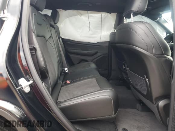 ✅ 2025 Jeep Grand Cherokee Altitude • VIN: 1C4RJHAG5SC300844 • Lot: 62761175. Listed on Copart with Not provided. Free auction sales archive from the USA and detailed vehicle history report at DreamBid. Image 11.