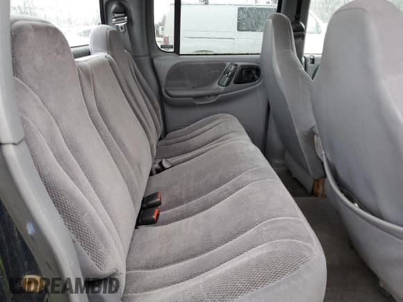 ✅ 2000 Dodge Dakota Sport • VIN: 1B7GG2AN9YS760105 • Lot: 51023545. Wystawiony na Copart z przebiegiem 191 900 mil. Bezpłatny archiwum sprzedaży aukcyjnych z USA i szczegółowy raport historii pojazdu na DreamBid. Zdjęcie 10.