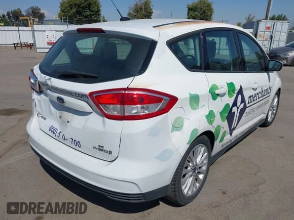 ✅ 2018 Ford C-Max SE • VIN: 1FADP5AU4JL100975 • Lot: 42465883. Wystawiony na IAAI z przebiegiem 116 780 mil. Bezpłatny archiwum sprzedaży aukcyjnych z USA i szczegółowy raport historii pojazdu na DreamBid. Zdjęcie 4.