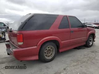 ✅ 2003 Chevrolet Blazer Xtreme • VIN: 1GNCS18X93K170095 • Lot: 49463095. Wystawiony na Copart z przebiegiem 116 355 mil. Bezpłatny archiwum sprzedaży aukcyjnych z USA i szczegółowy raport historii pojazdu na DreamBid. Zdjęcie 3.